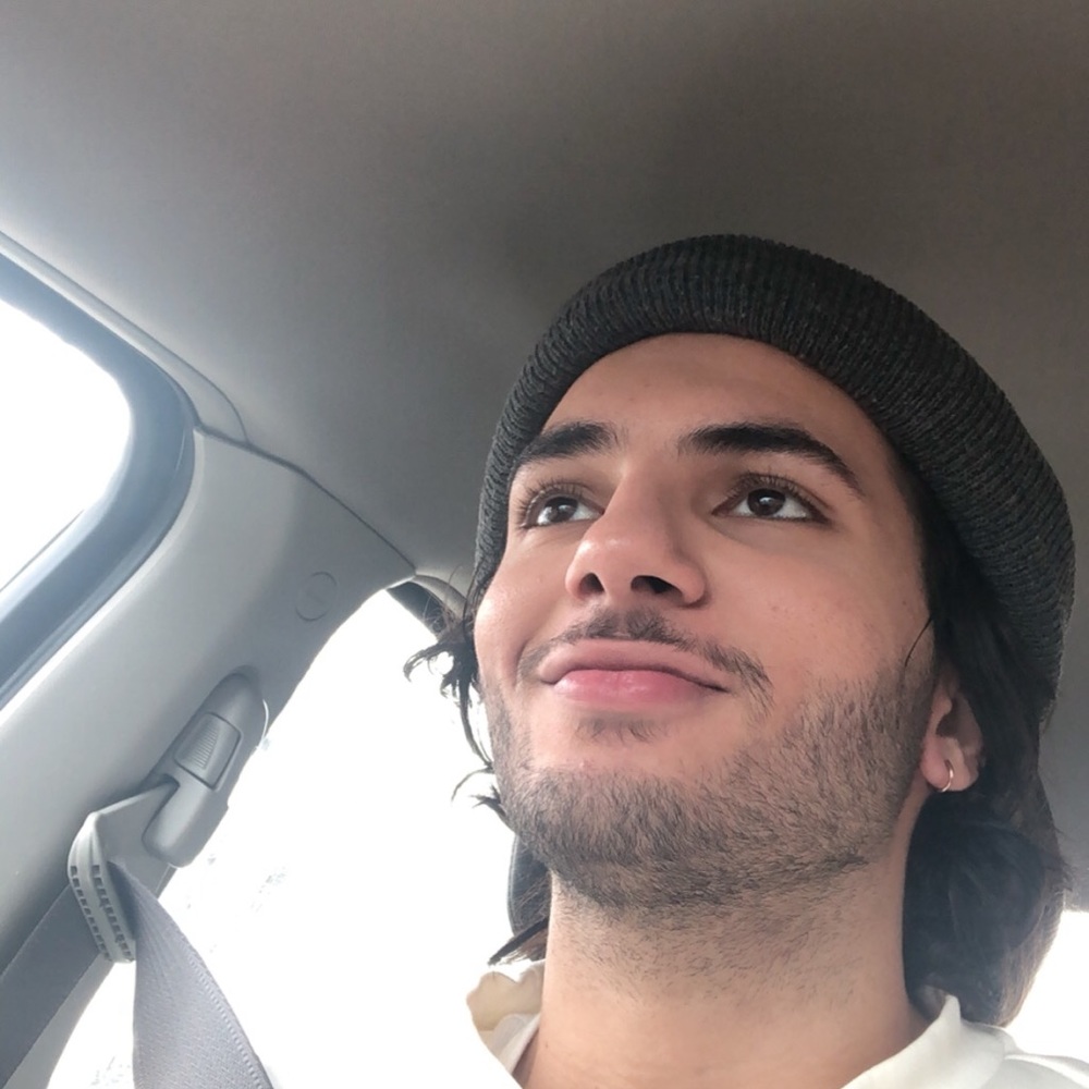 Meet your Posher, Hhussein